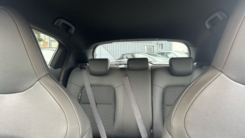 Nissan Juke 1.6 Hybrid N-Connecta 5dr Auto Hybrid Hatchback